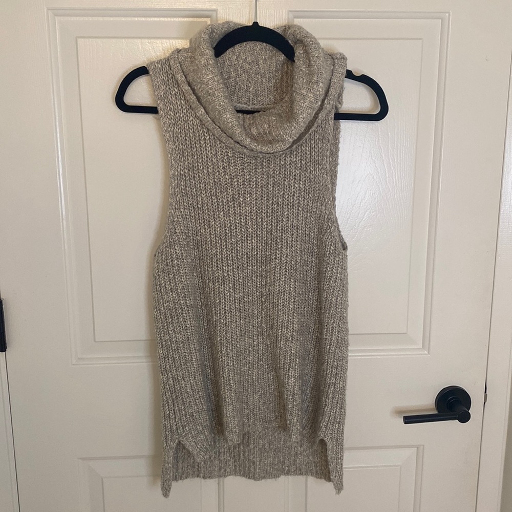 Sleeveless sweater